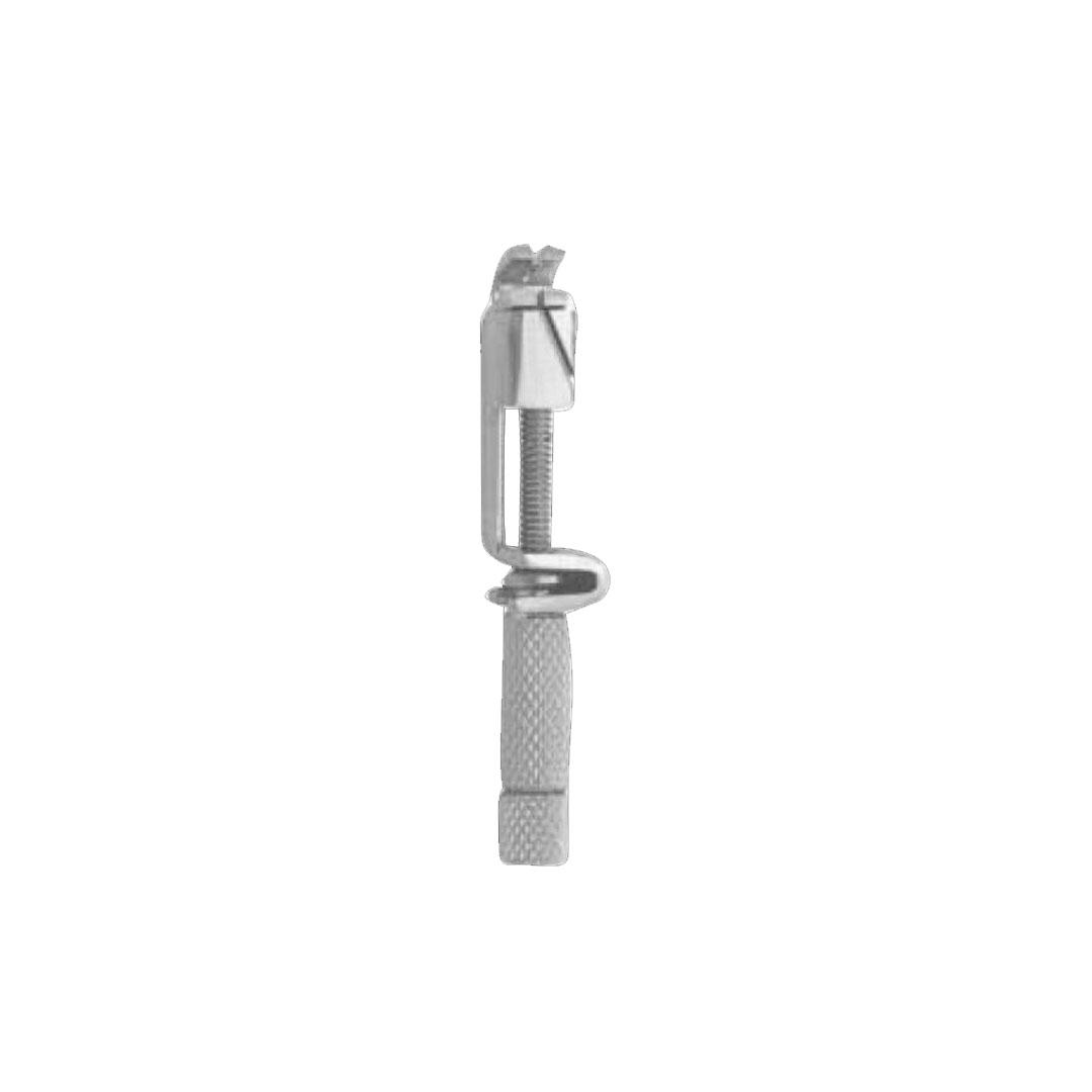 Fig. 3 Tofflemire-Senior